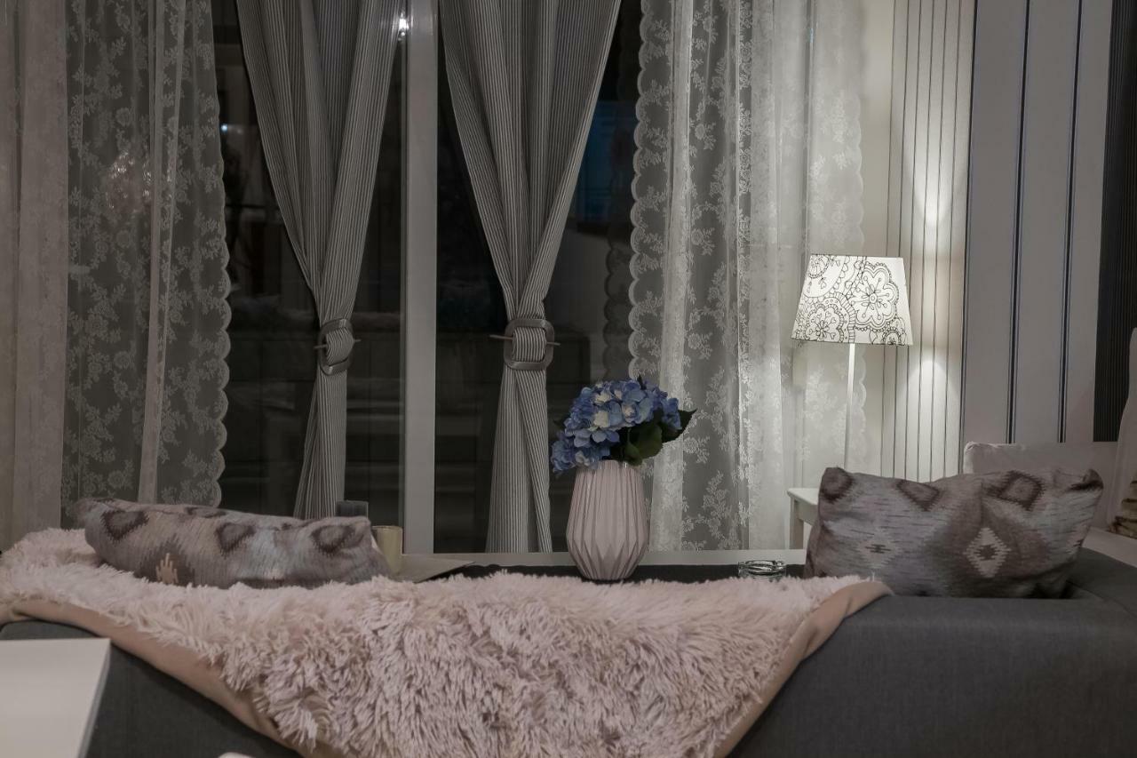 Luxury City Center Apartment Каламбака Екстер'єр фото