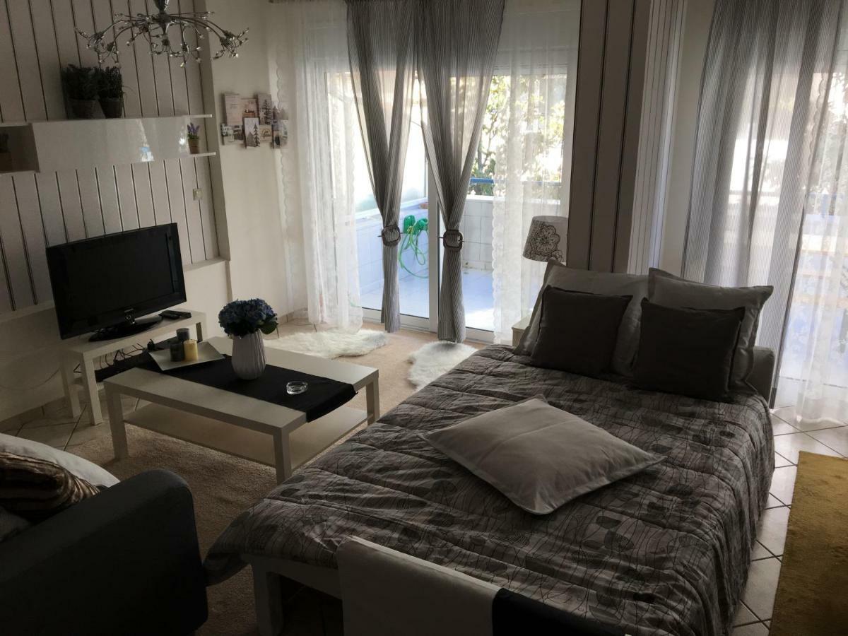 Luxury City Center Apartment Каламбака Екстер'єр фото